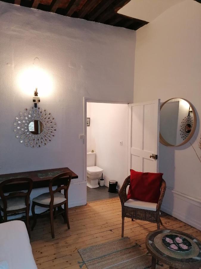 Le Studio Du 6 Daire Dole Dış mekan fotoğraf